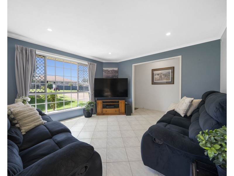 1 Navajo Street, Wilsonton QLD 4350