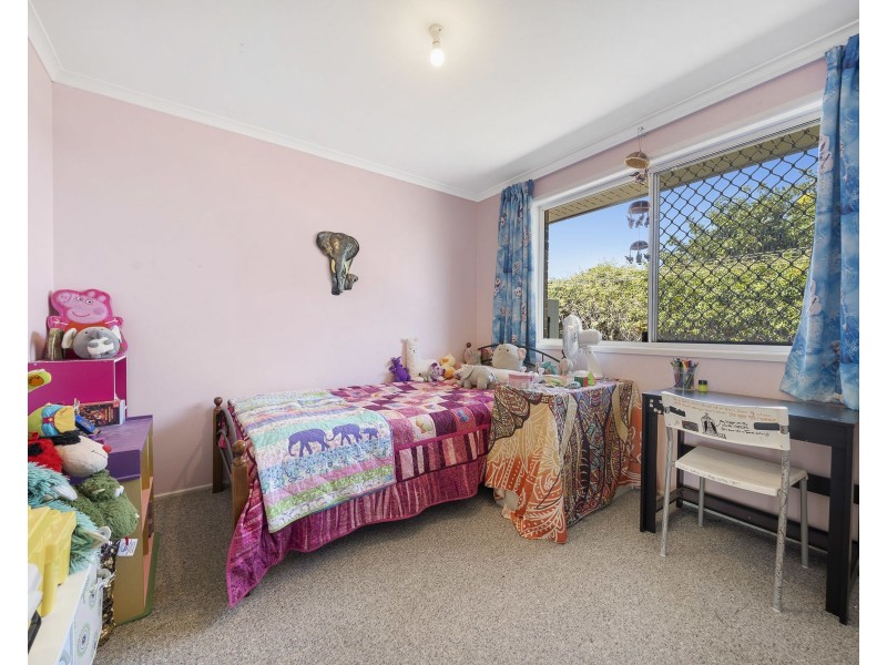 1 Navajo Street, Wilsonton QLD 4350