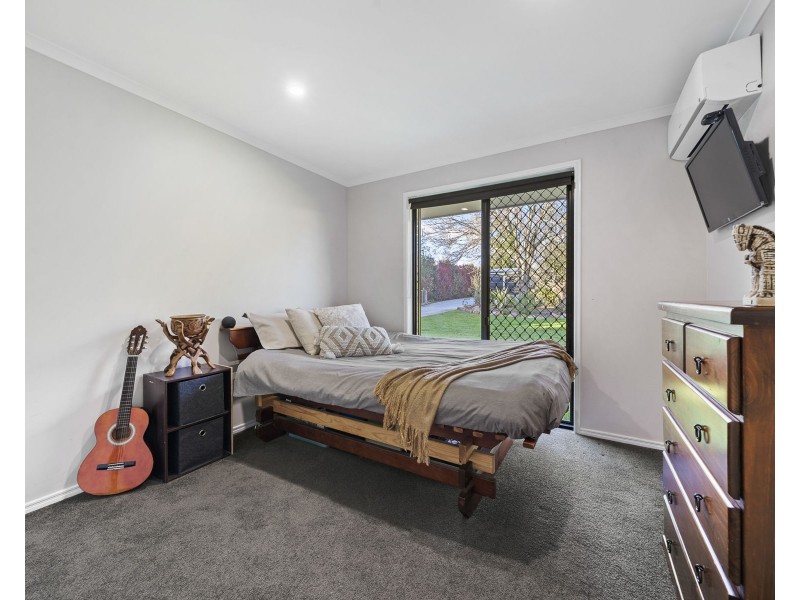 48 Palmer Drive, Highfields QLD 4352