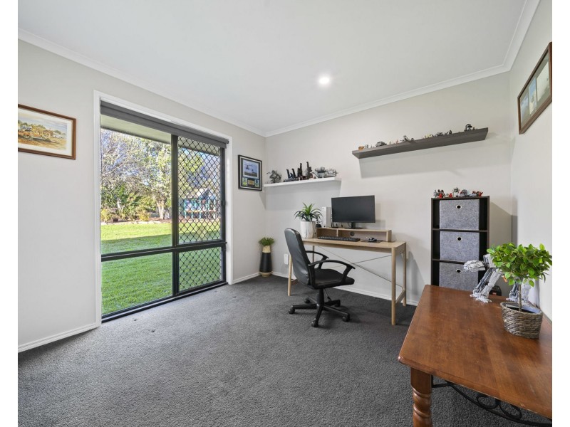 48 Palmer Drive, Highfields QLD 4352
