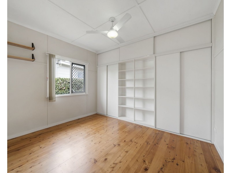 13 Norah Street, Centenary Heights QLD 4350