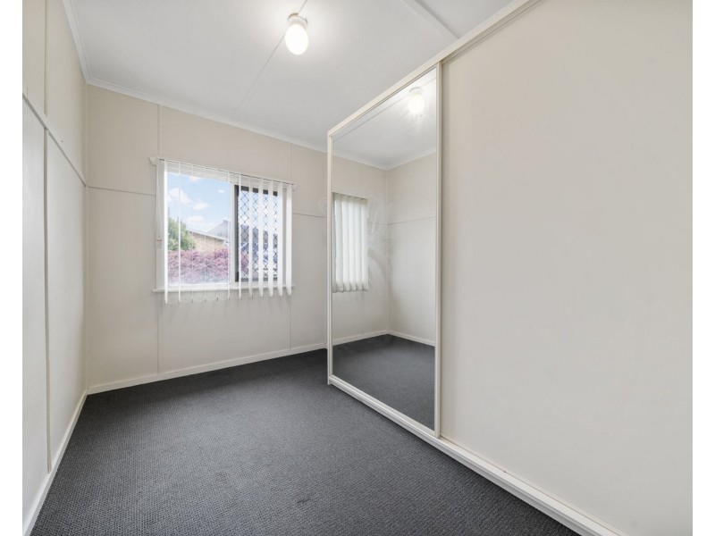 13 Norah Street, Centenary Heights QLD 4350