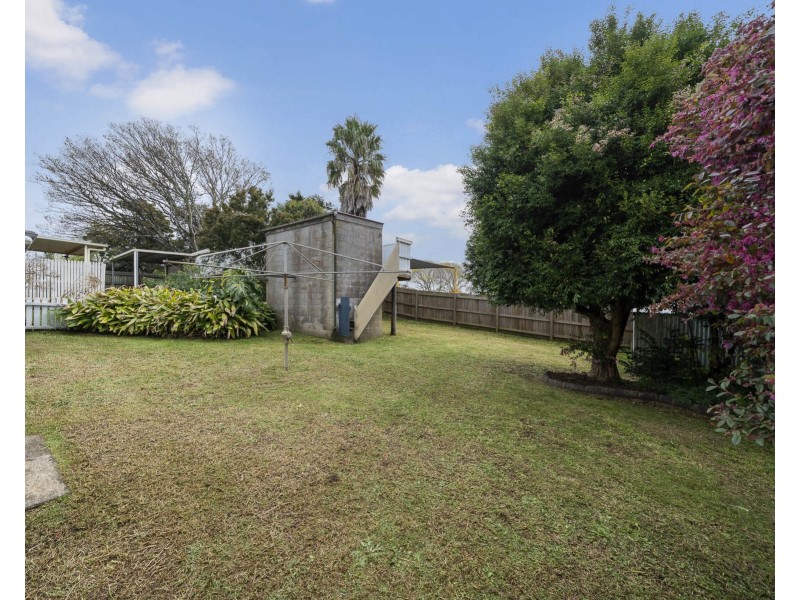 13 Norah Street, Centenary Heights QLD 4350