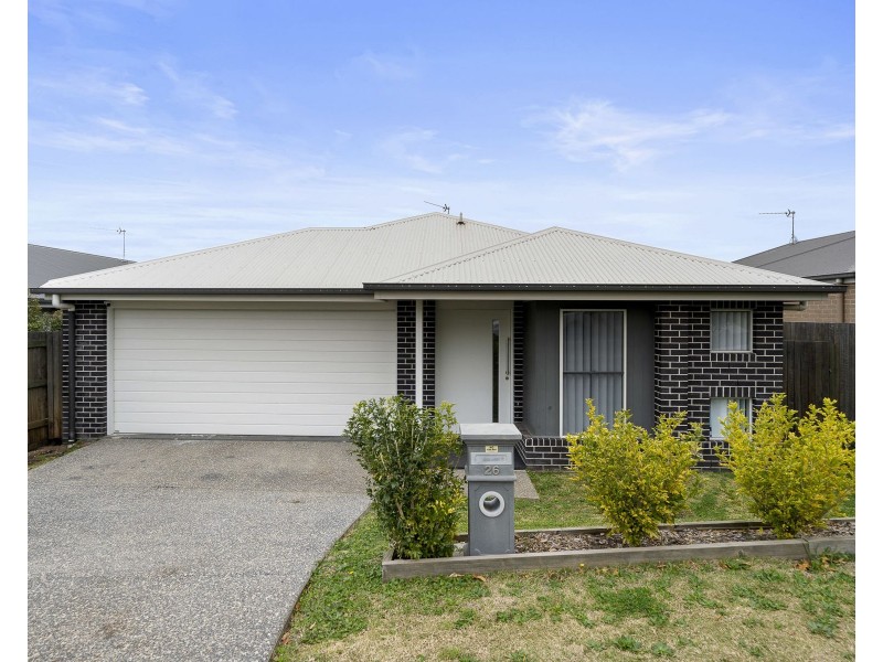 26 Alistair Street, Glenvale QLD 4350