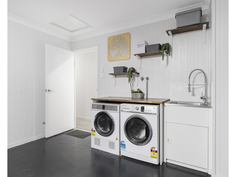 26 Alistair Street, Glenvale QLD 4350