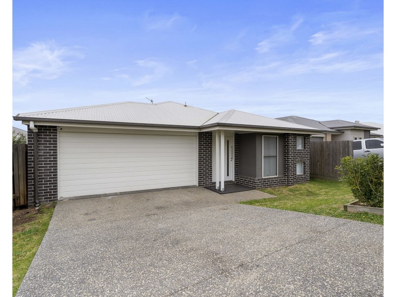 26 Alistair Street, Glenvale QLD 4350