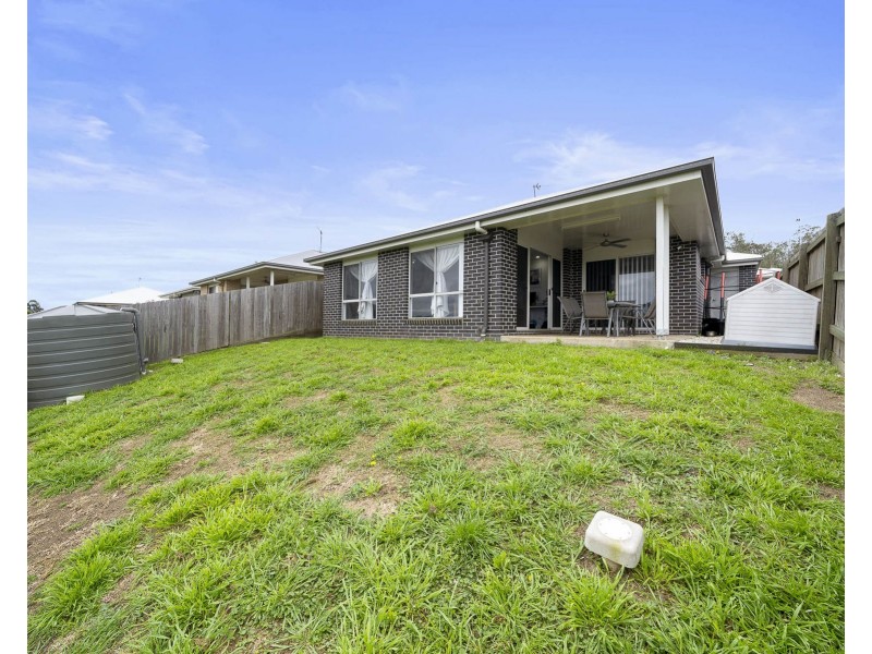 26 Alistair Street, Glenvale QLD 4350