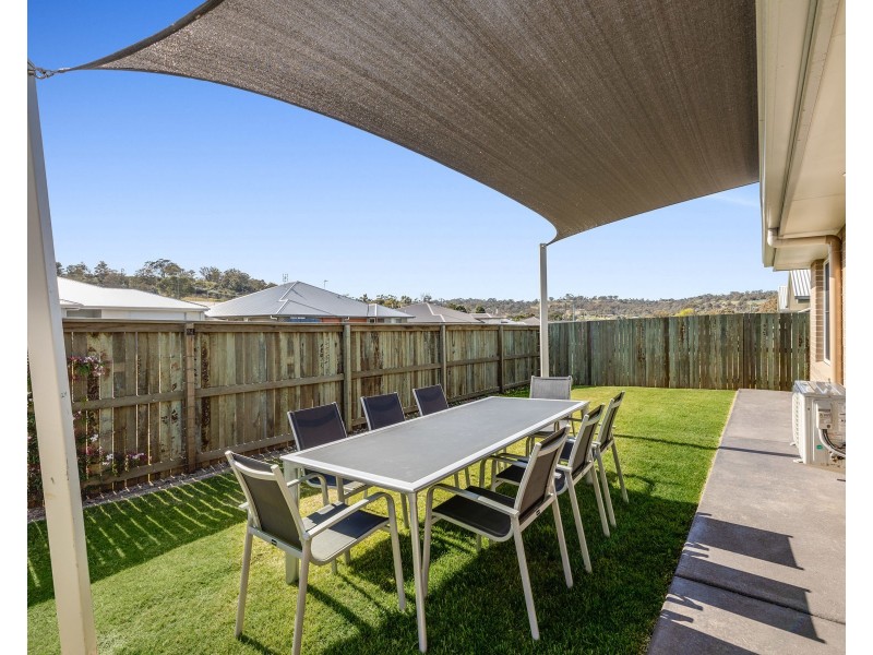 12 Kaytons Street, Drayton QLD 4350