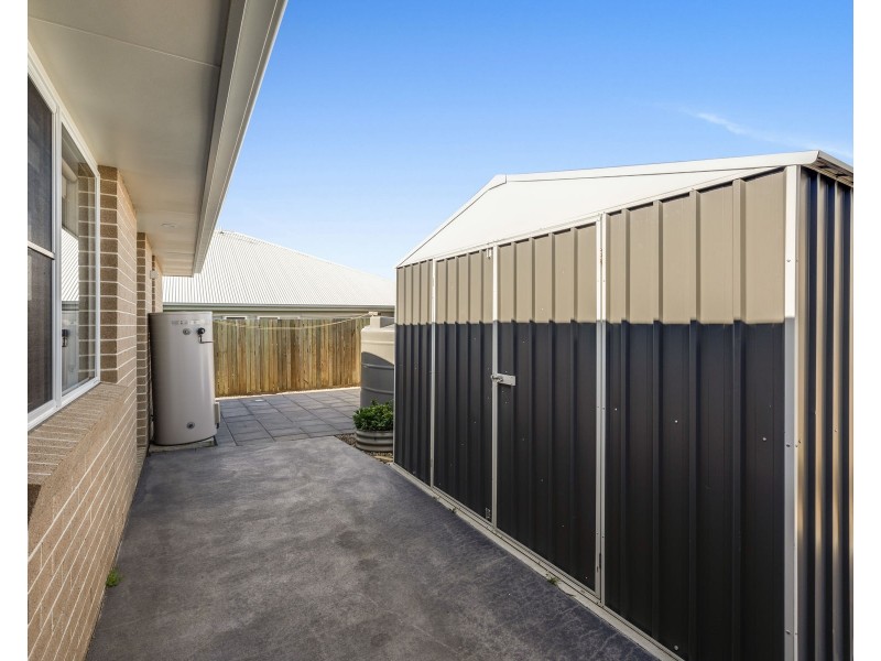 12 Kaytons Street, Drayton QLD 4350