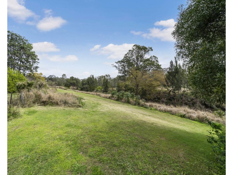 139 Fifteen Mile Road, Murphys Creek QLD 4352