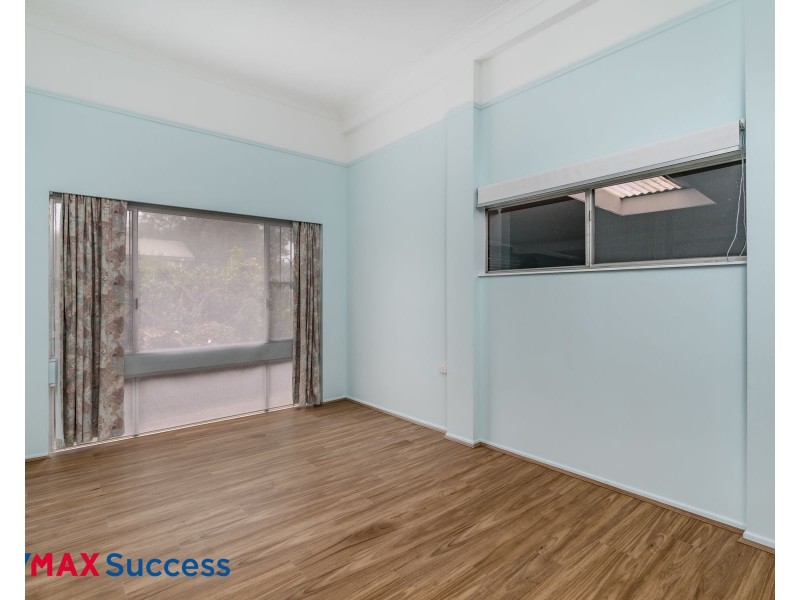 23 Farr Street, Kearneys Spring QLD 4350