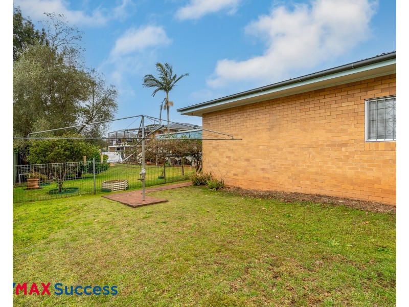 23 Farr Street, Kearneys Spring QLD 4350