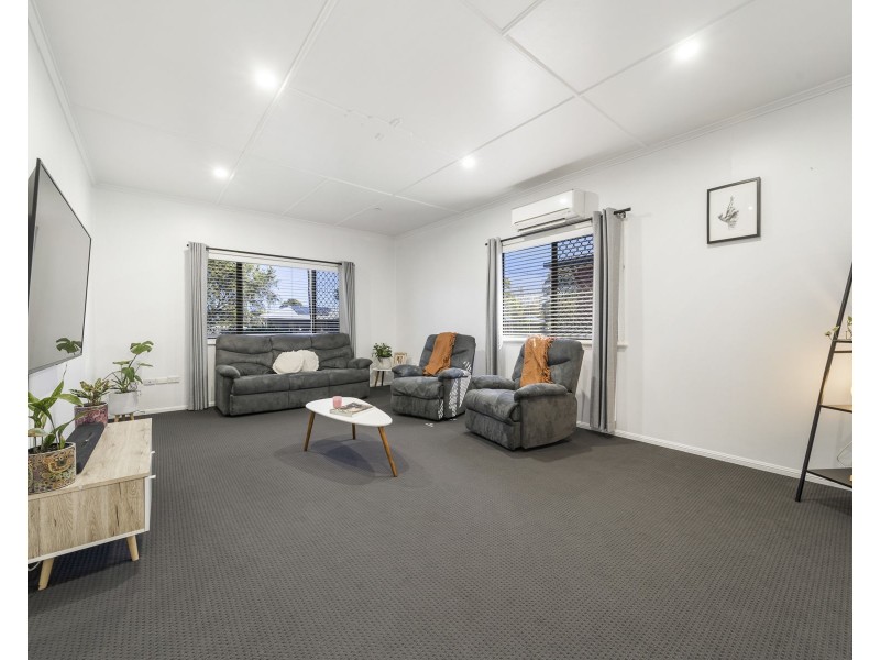 8 McLeish Street, Harristown QLD 4350