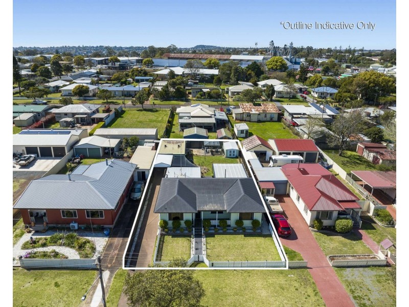 8 McLeish Street, Harristown QLD 4350