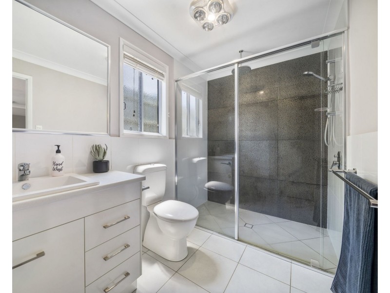 1/6 Trevean Drive, Kleinton QLD 4352