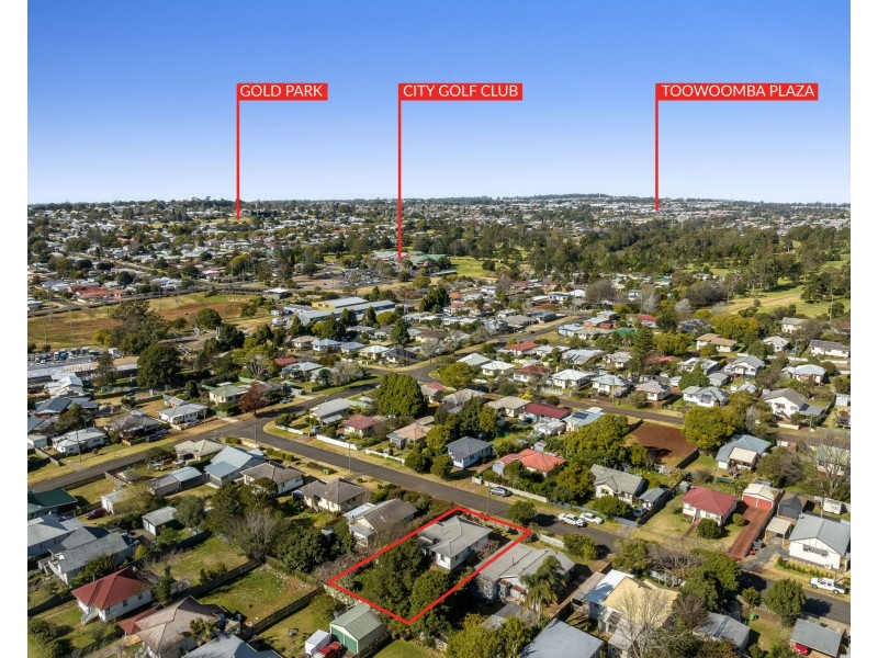 11 Dunkley Street, South Toowoomba QLD 4350