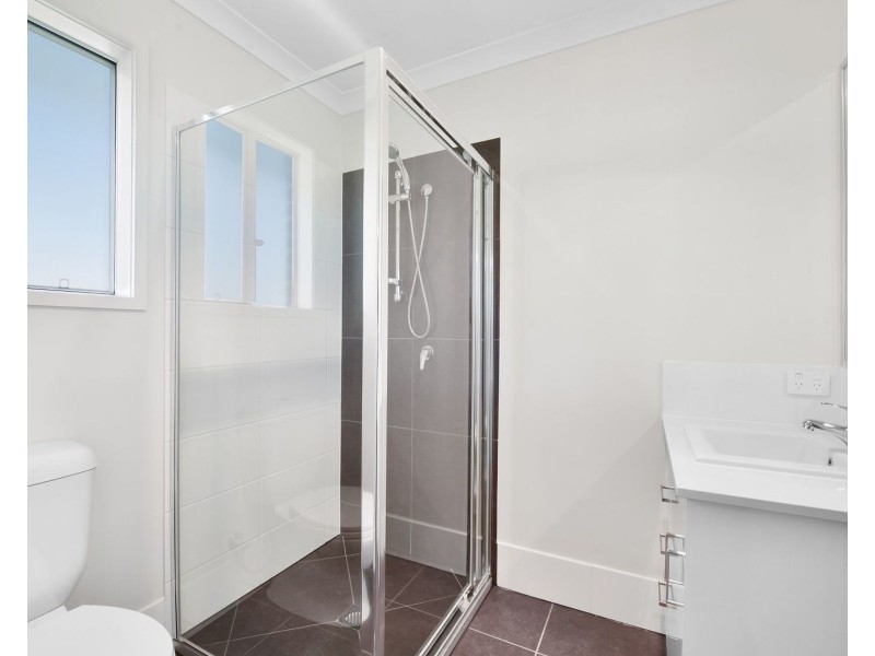 1 & 2/63 Crockers Road, Westbrook QLD 4350