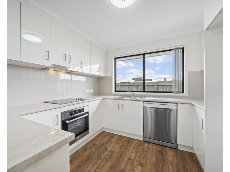 1/6 Esmeralda Street, Cambooya QLD 4358