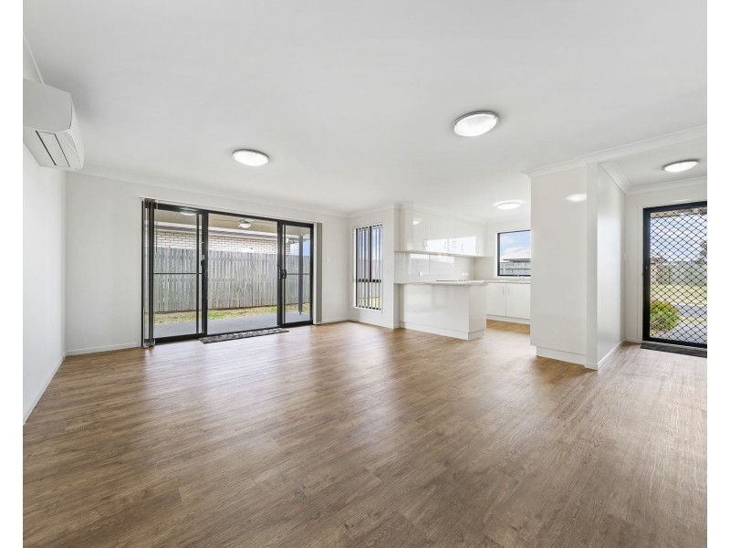 1/6 Esmeralda Street, Cambooya QLD 4358
