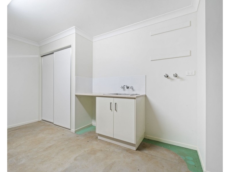 1/6 Esmeralda Street, Cambooya QLD 4358