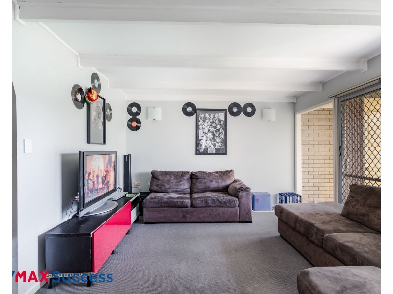 379 Hume Street, Toowoomba QLD 4350