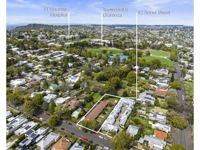 3/42 Arthur Street, East Toowoomba QLD 4350