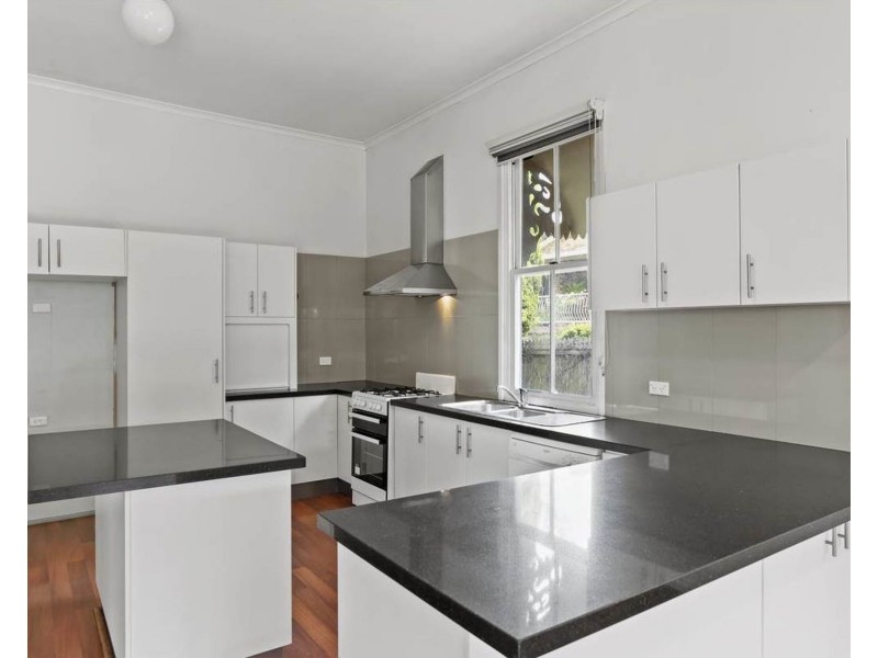 19 Herries Street, East Toowoomba QLD 4350