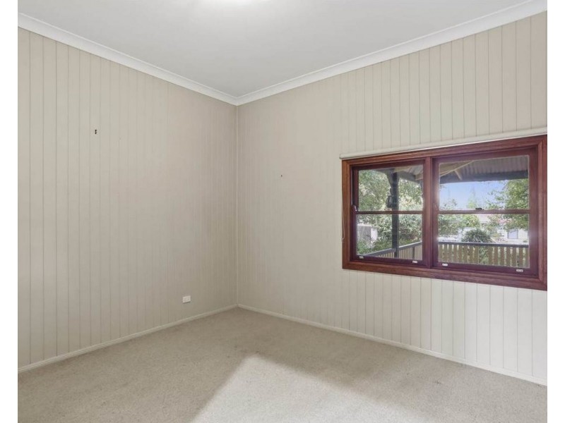 19 Herries Street, East Toowoomba QLD 4350