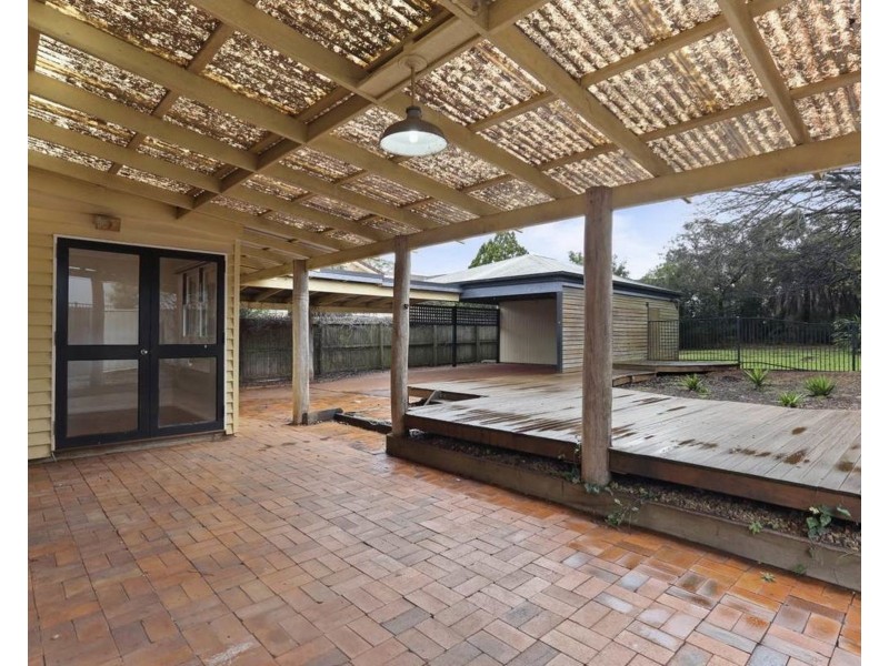 19 Herries Street, East Toowoomba QLD 4350