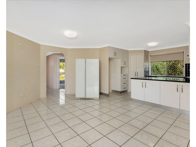 31 Station Street, Wyreema QLD 4352