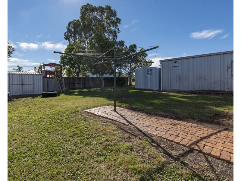 31 Station Street, Wyreema QLD 4352