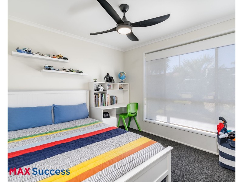 15 Blueberry Ash Court, Glenvale QLD 4350