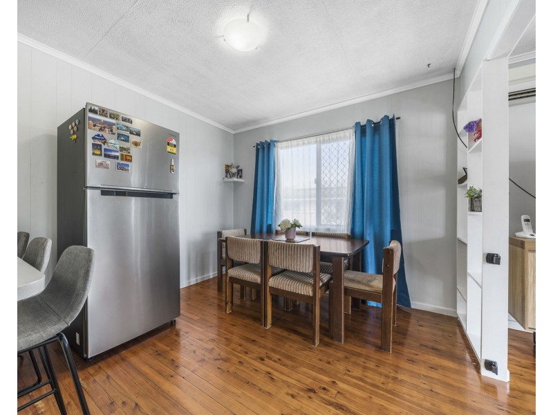 229 Alderley Street, Centenary Heights QLD 4350