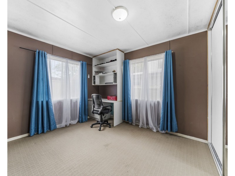 229 Alderley Street, Centenary Heights QLD 4350