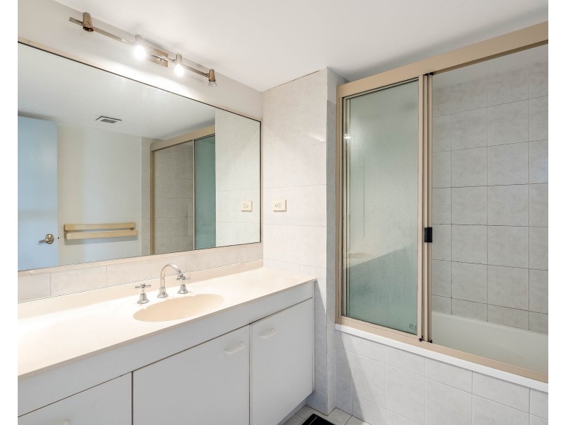 24/367 Margaret Street, Newtown QLD 4350