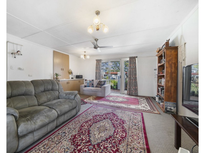 7 McIntyre Street, Centenary Heights QLD 4350