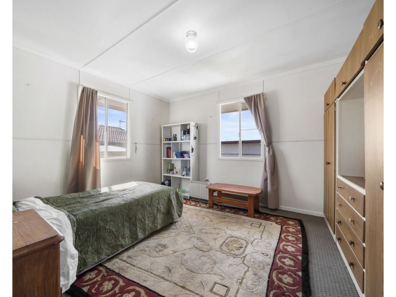 7 McIntyre Street, Centenary Heights QLD 4350