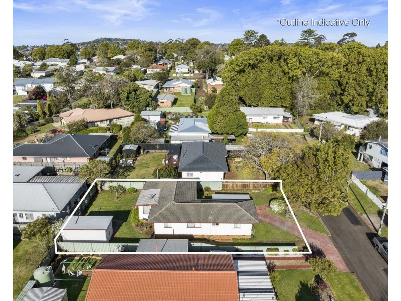 7 McIntyre Street, Centenary Heights QLD 4350