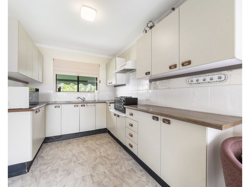 136 Muir Drive, South East Nanango QLD 4615