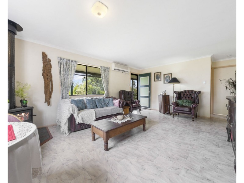 136 Muir Drive, South East Nanango QLD 4615