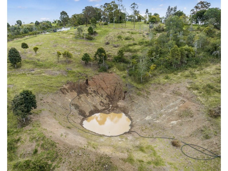 136 Muir Drive, South East Nanango QLD 4615