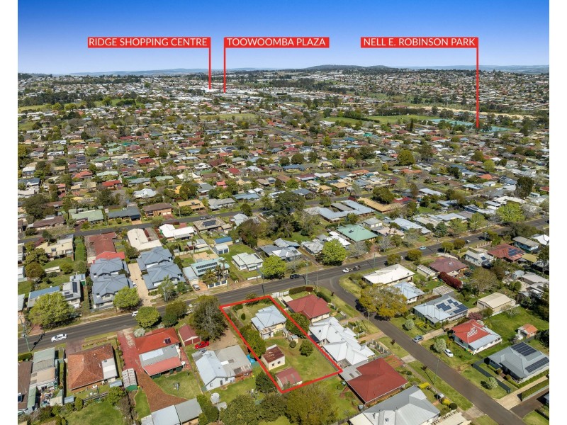 263 Alderley Street, Centenary Heights QLD 4350