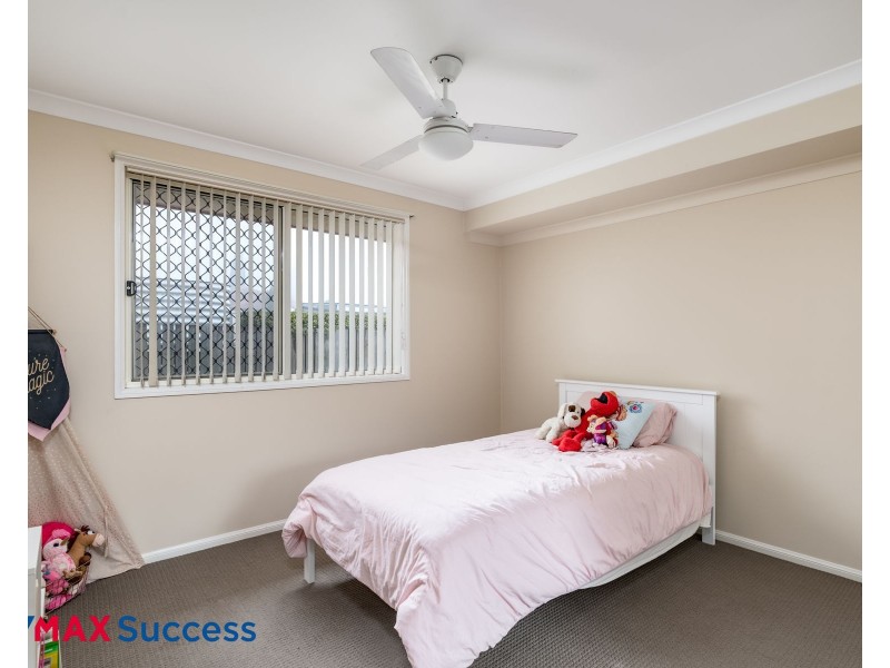 9 Paulene Crescent, Kearneys Spring QLD 4350