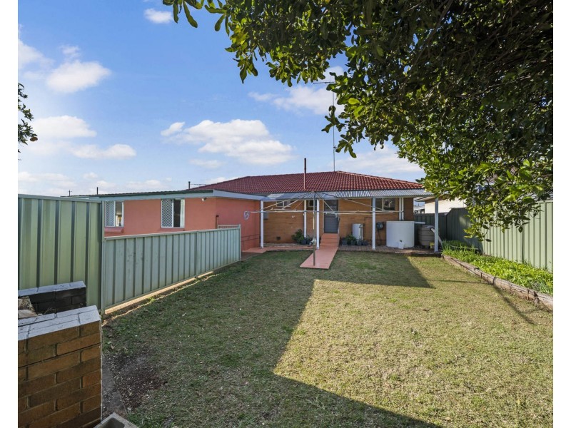 498 Stenner Street, Darling Heights QLD 4350