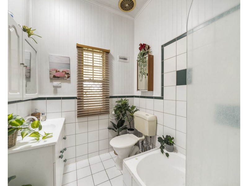 1 Suffolk Street, East Toowoomba QLD 4350