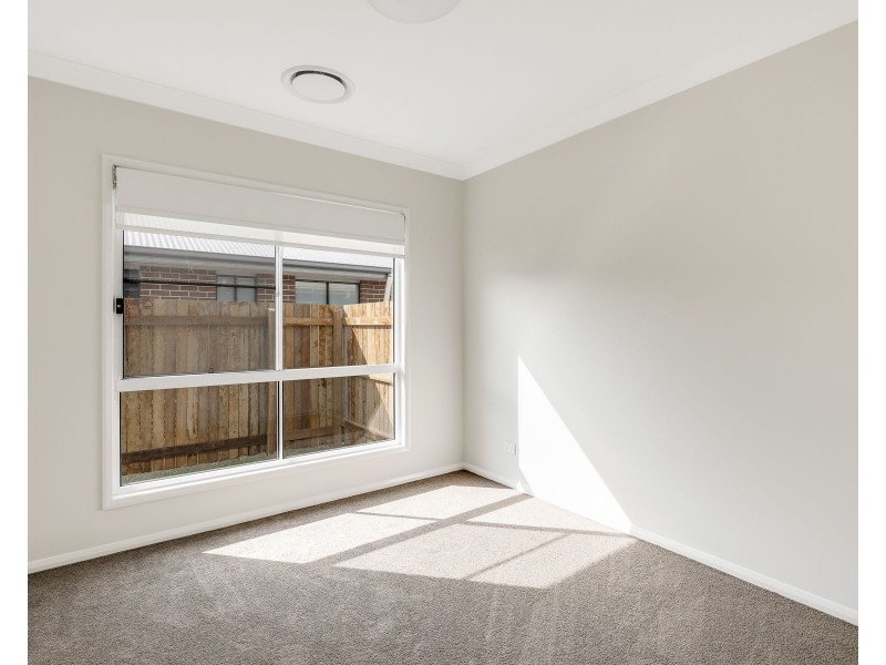 1/ 31 O’Neill Circuit, Kearneys Spring QLD 4350