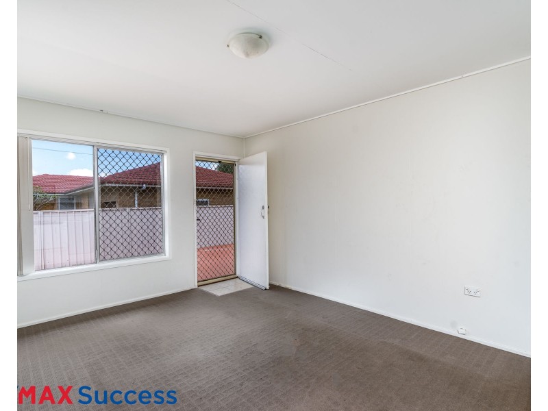 1/164 Hill Street, Newtown QLD 4350