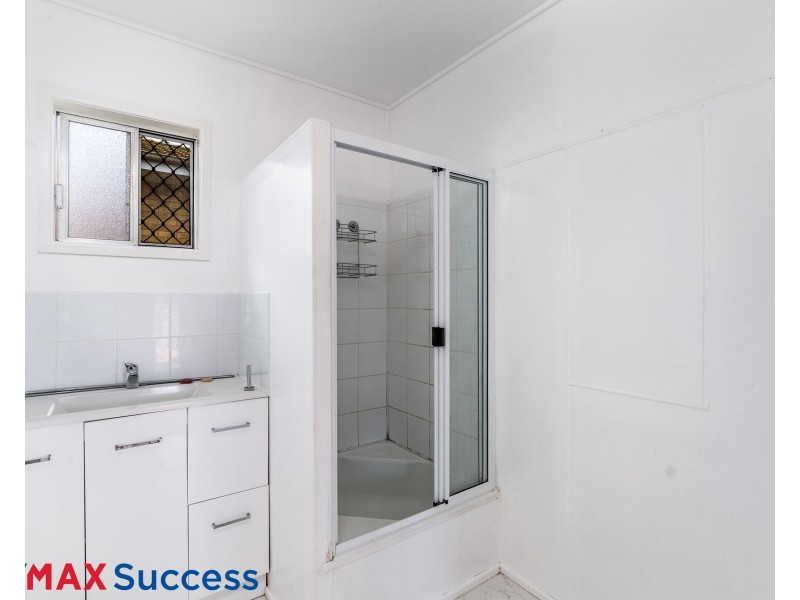 1/164 Hill Street, Newtown QLD 4350