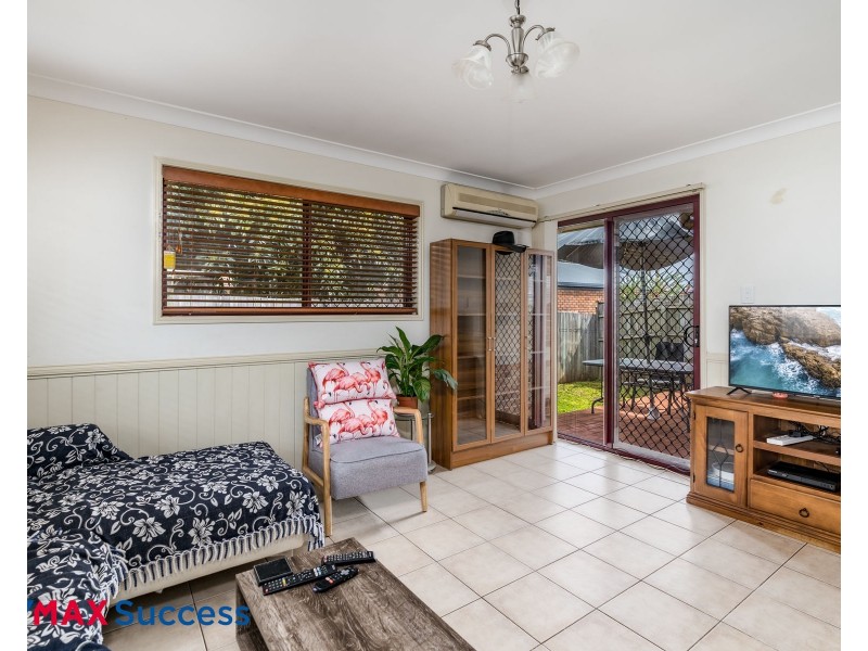 1/1A Boxsall Street, Newtown QLD 4350
