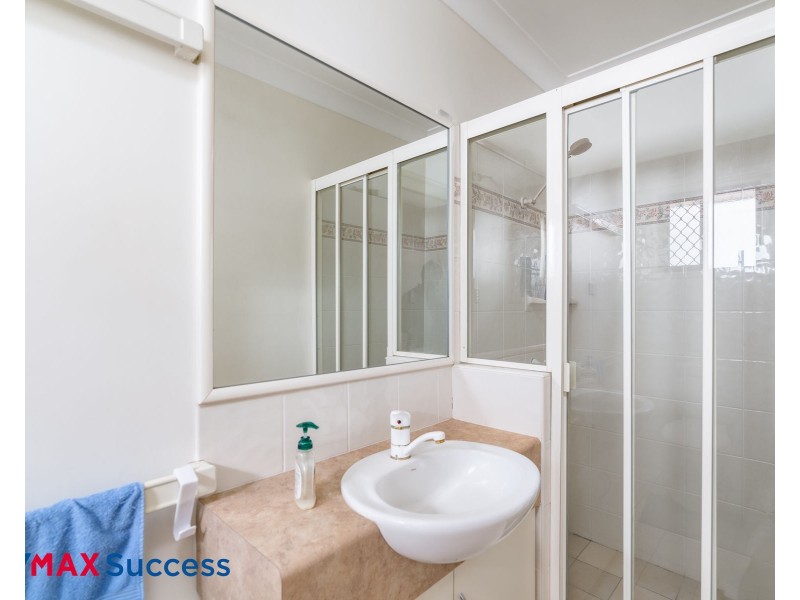1/1A Boxsall Street, Newtown QLD 4350
